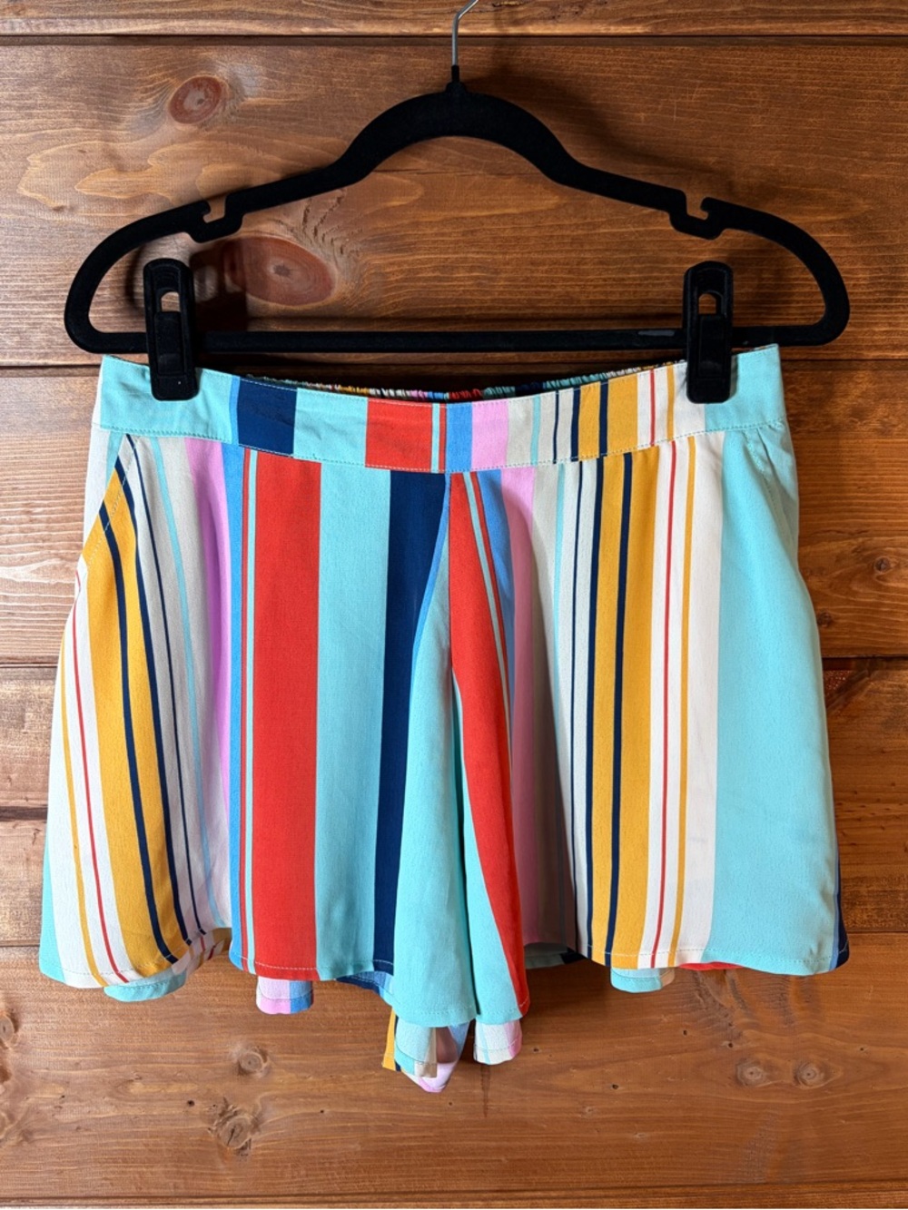 TCEC Colorful Striped Shorts Multicolor High Rise Pockets Summer Medium
